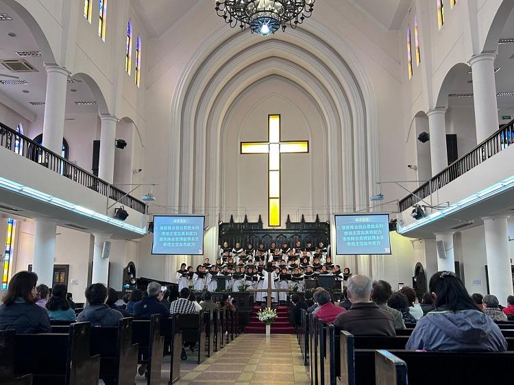 Hudong Church in Shanghai conducted a service to commemorate the passion of Jesus Christ, on April 7, Good Friday, 2023.
