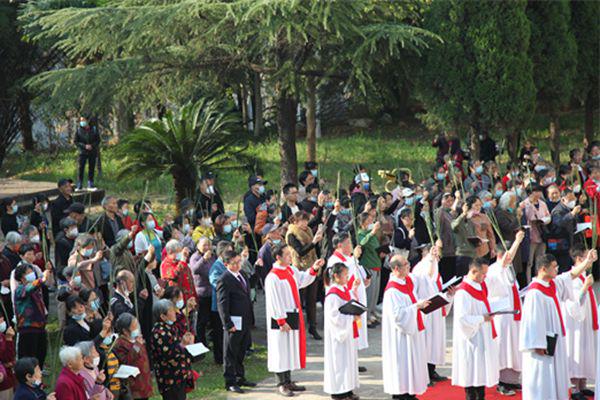 Grace Church affiliated with Jiangxi CC&TSPM and Jiangxi Bible School held a Palm Sunday service on April 2, 2023.