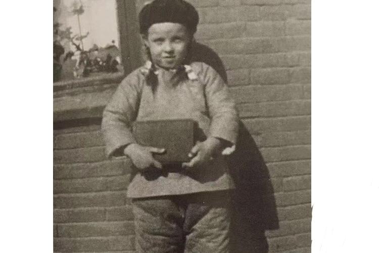 A historical picture of Hannah Wang in 1945 in Wuzhai County, Xinzhou, Shanxi