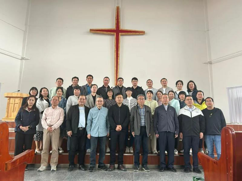 Pastoral staff took a group photo in Manzhouli Christian Church in Hulun Buir, Inner Mongolia, at a retreat organized by Hangzhou CC&TSPM during July 3-8, 2023.