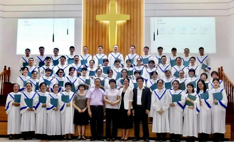 The True Light Choir took a group photo after performing the oratorio "Incomparable Love" during a praise meeting at Truth Church in Jieyang City, Guangdong Province, on August 20, 2023.