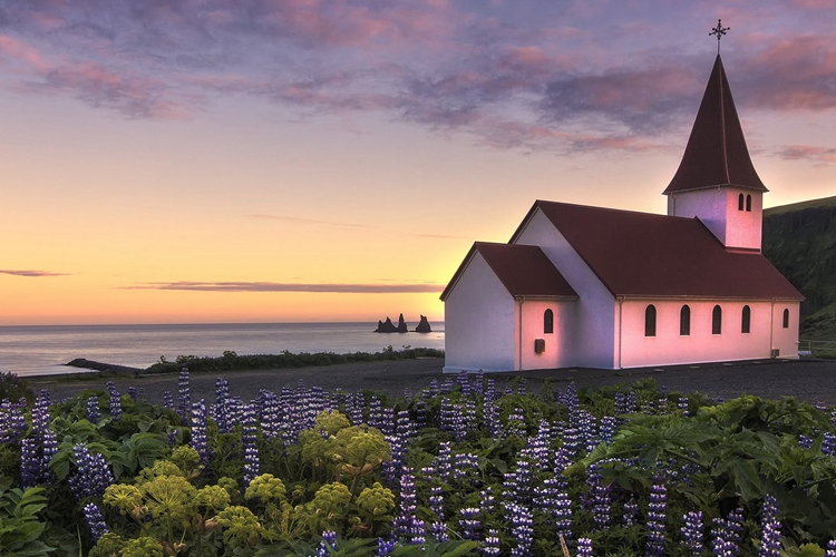 A church besides the sea