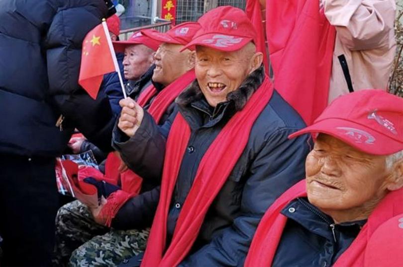 Pastors from Liaozhong District Church paid visits to elderly believers and residents of a nearby nursing home on February 9, 2024, in Shenyang City, Liaoning Province.