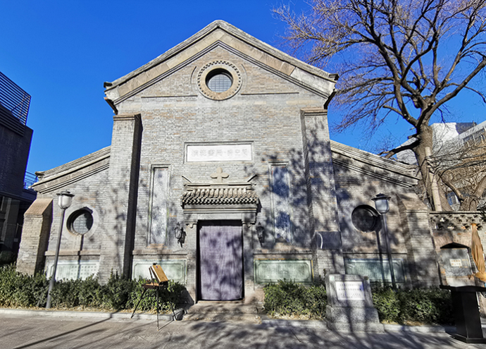 Internet-Famous Bookstore in Century-old Christian Church - China