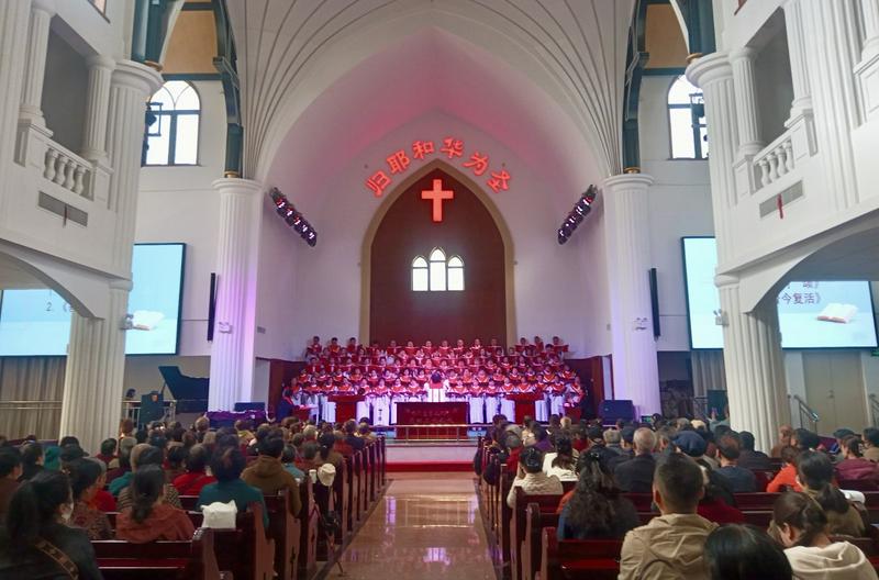 Christians attended the Palm Sunday service at Shilipu Church in Baoji City, Shaanxi Province, on April 13, 2025.