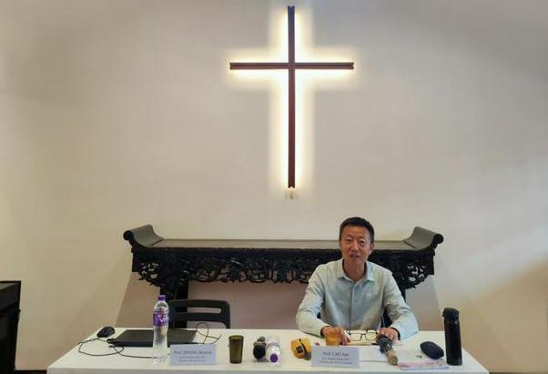 On April 17, during a study visit by faculty and students from the Divinity School of Chung Chi College, the Chinese University of Hong Kong, Professor Cao Jian of Sun Yat-sen University delivered a lecture on the connection between Hebrew Bible Studies and Chinese academia at the Institute of Sino-Christian Studies (ISCS), Tao Fong Shan (TFS), Hong Kong.