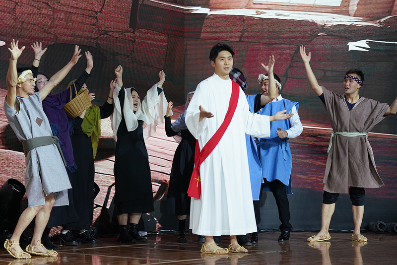 A group of Christians presented a stage play to mark the Easter at Beichen Church in Kunming, Yunnan Province, on April 20, 2025.