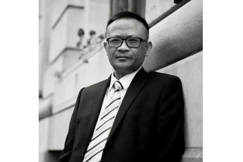 A portrait of Liang Pu