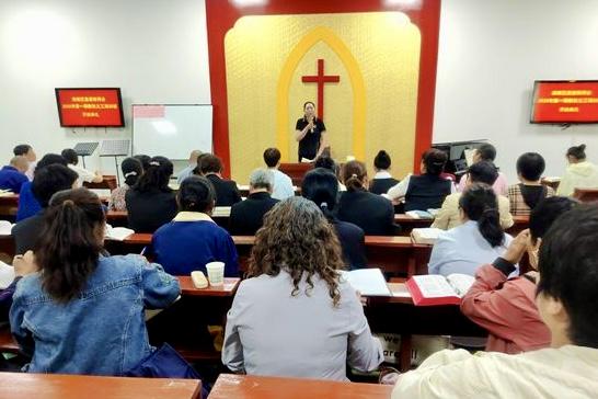 Gaoling District CC&TSPM conducted its first pastoral volunteers training program in Xi'an, Shaanxi Province, from May 26 to 30, 2025.