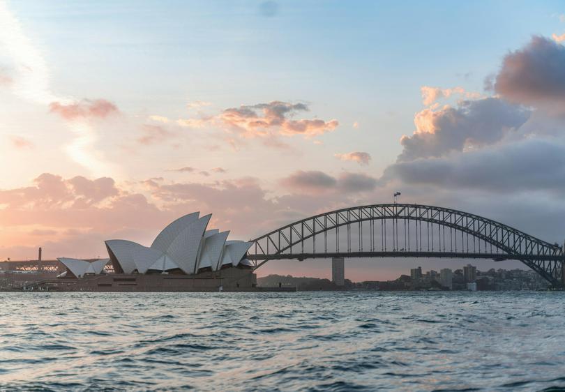 A picture of Sydney Harbour Bridge and Sydney Opera House in Australia 