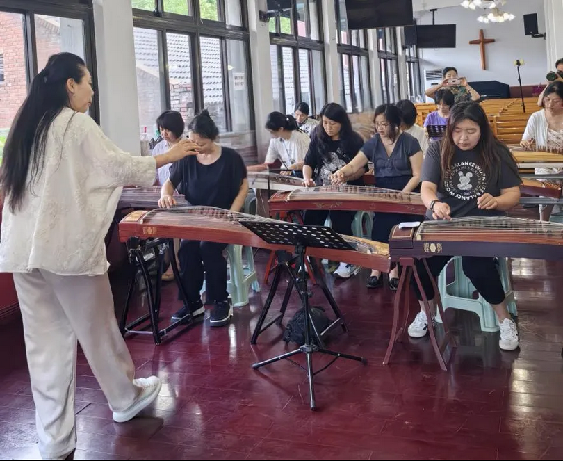 Believers attended the first summer class in Guzheng at Gangwashi Church in Beijing on July 14, 2025.