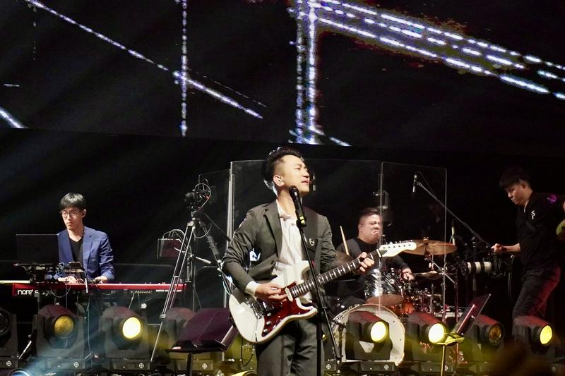 Members of the Stream of Praise Music Ministries presented hymns of praise at the Hong Kong Convention & Exhibition Centre on August 2, 2025.