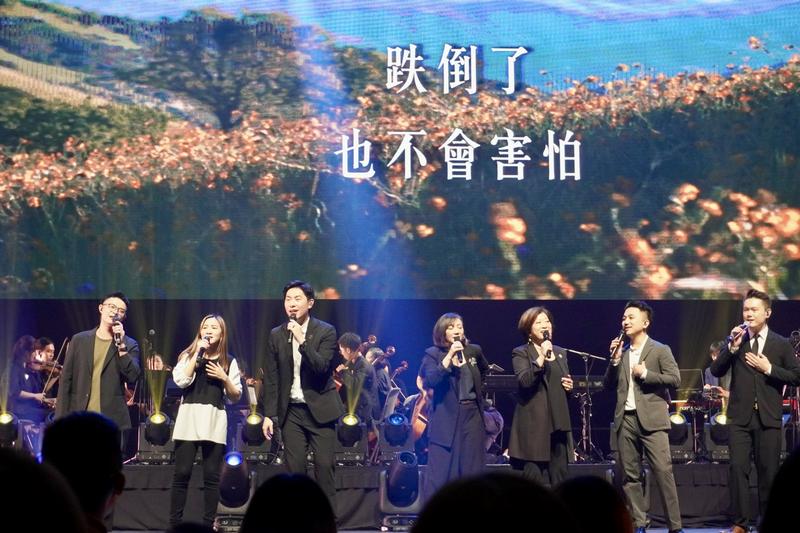 Stream of Praise Music Ministries offered worship to the Lord during the team's 2025 Asia Tour at the Hong Kong Convention & Exhibition Centre on August 2, 2025.