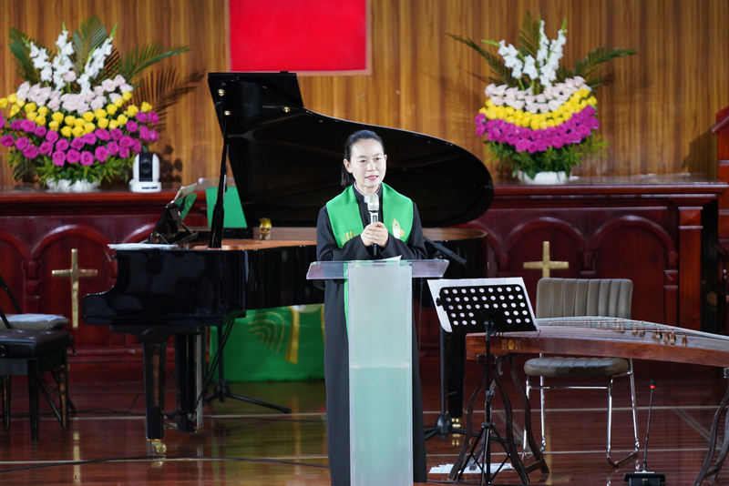 Rev. Li Xiaoyan delivered a sermon, "Reclaiming the Mission of Musical Worship," at the "A Song of Ascents" summer charity concert held at Beichen Church in Kunming, Yunnan Province, on August 16, 2025.