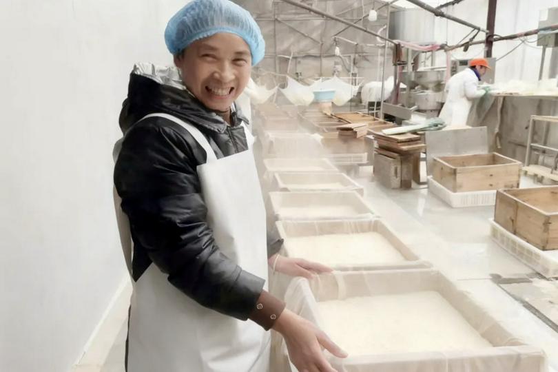 Xiulan presented her handmade tofu.