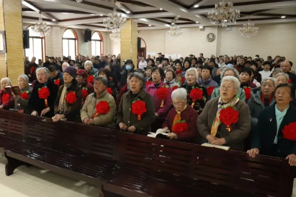 The Christian Church in Cheng District, Jincheng City, Shanxi Province, held a Thanksgiving worship service to mark the Double Ninth Festival on October 26, 2025.