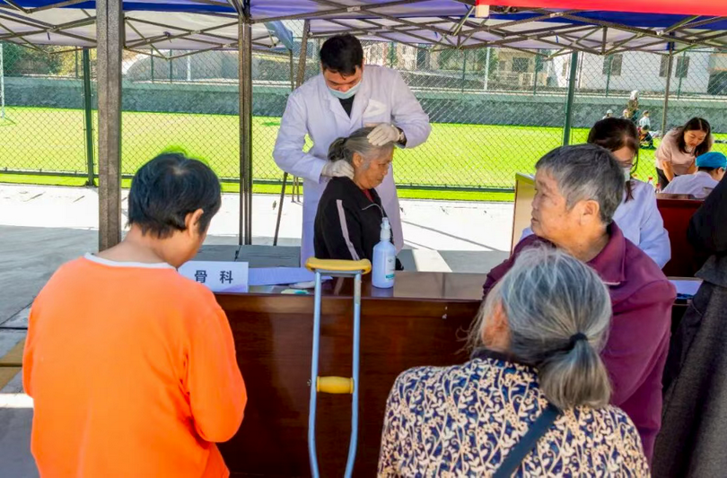 From November 14 to 15, 2025, Union Church in Guangdong held a free medical clinic in Fengwan Township, Qujiang District, Shaoguan City, Guangdong Province.