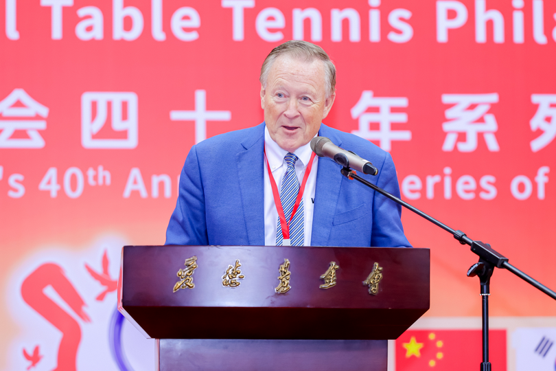 Dr Gene Wood delivered a speech during the opening ceremony of the Sixth Amity Cup International Table Tennis Philanthropic Tournament on November 14 at the Nanjing Olympic Sports Center Gymnasium in Nanjing, Jiangsu.
