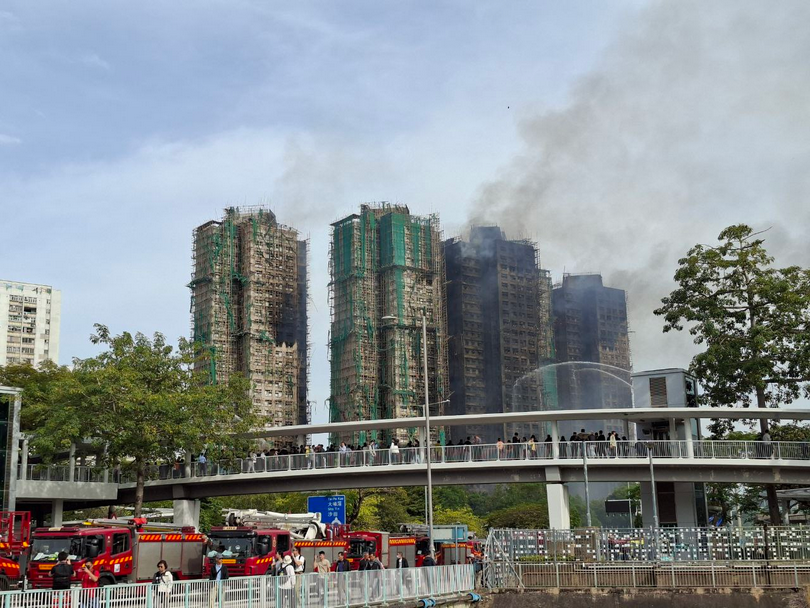 A level-5 fire erupted at Wang Fuk Court housing estate in Tai Po, New Territories, Hong Kong, on November 26, 2025, and as of 1:45 p.m. on the 27th, while the blaze had largely been brought under control, it had not yet been fully extinguished.