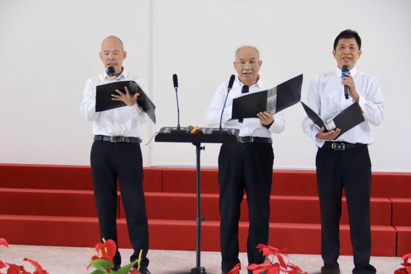 A Christian men's group presented a vocal offering during the Christmas praise gathering at Shancheng Church in Zhangpu, Zhangzhou City, Fujian Province, on December 6, 2025.