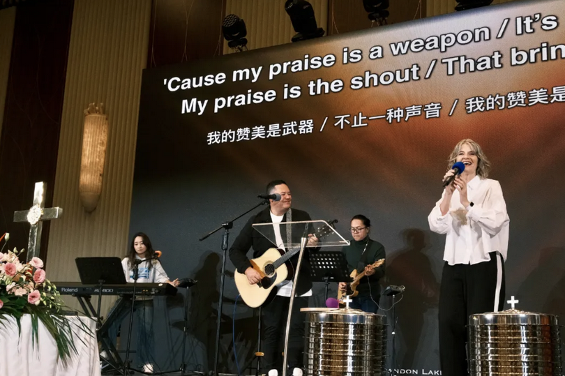 Believers worshipped God at the International Church of Shanghai in Shanghai on December 7, 2025.