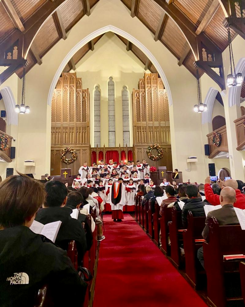 A sacred music worship service following traditional Christian liturgy was held at Shanghai International Church in Shanghai on the evening of December 25, 2025.