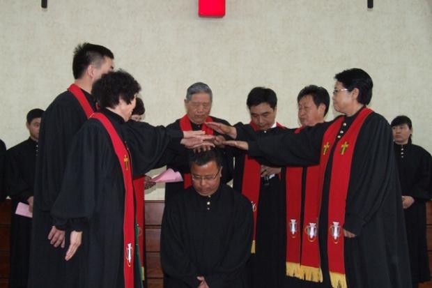  Hohhot City Holds 2014 Ordination Ceremony