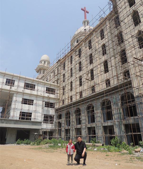 Rev. Ma with a visiting "little" sister before the church