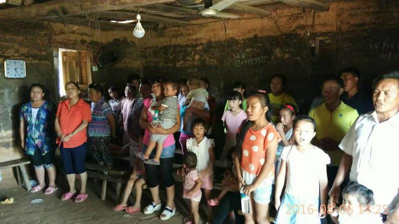 Gospel Church visits the Miao students 