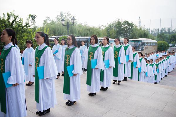 Yanjing Theological Seminary Celebrates 30th Anniv.