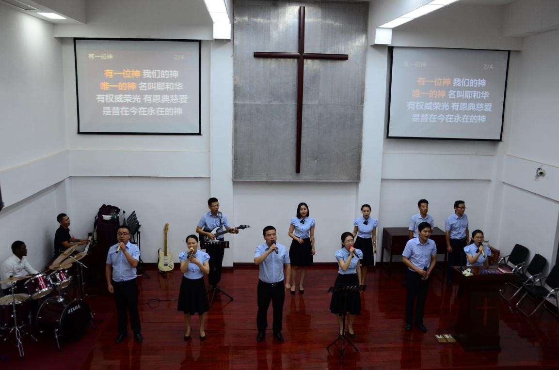 The worship and praise team consisting of young believers led the praise part in Haixiu Church, Hainan Province, on an unknown day. 