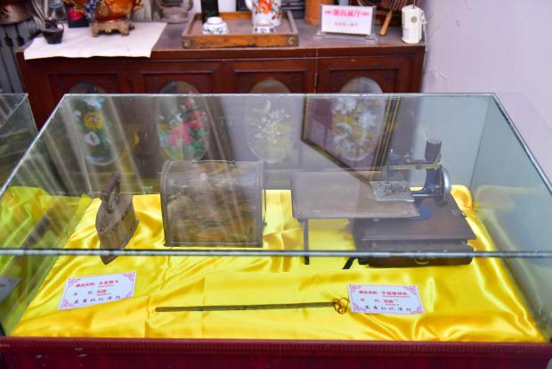 Calulatro, Alarm Clock, etc.