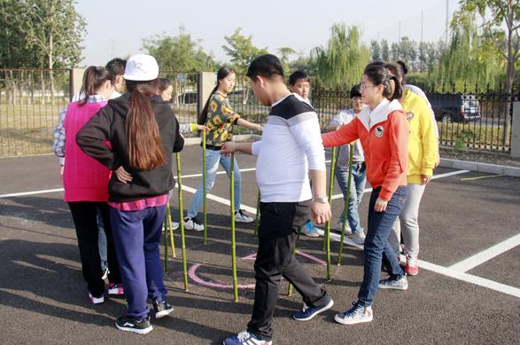 The players walk around a circle in a match