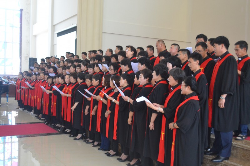 Last year the newly 102 ordained pastors and elders sang a song to accept their priesthood