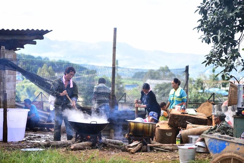 Lahu Christians made a "love feast".