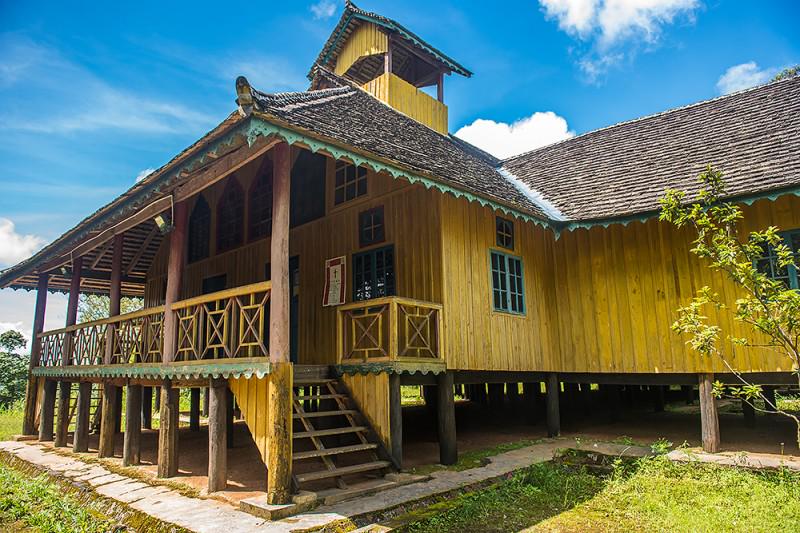 A closer look at Nuofu Church