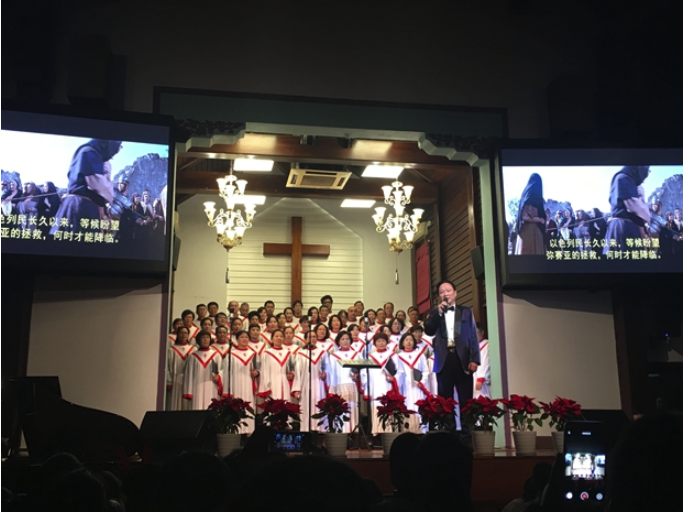 Hangzhou Sicheng Church:the choir sang hymns.