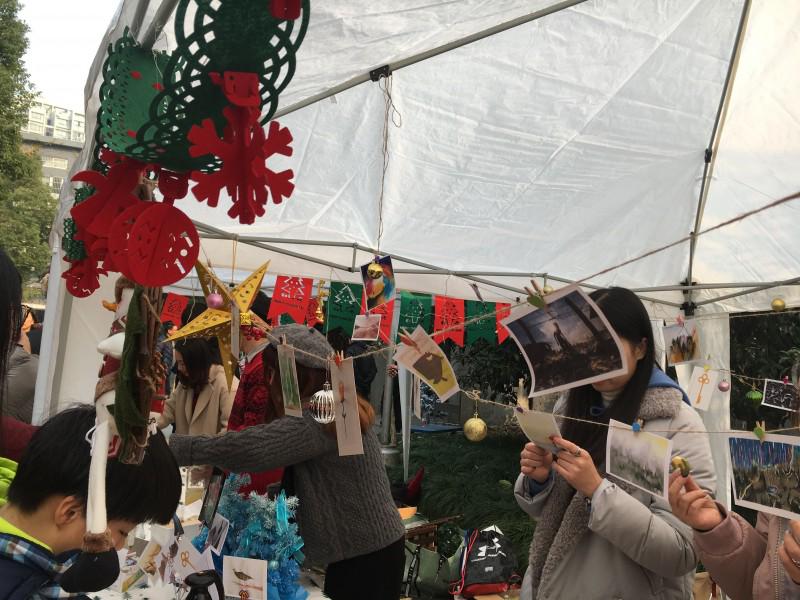 Free postcards in the Christmas Fair