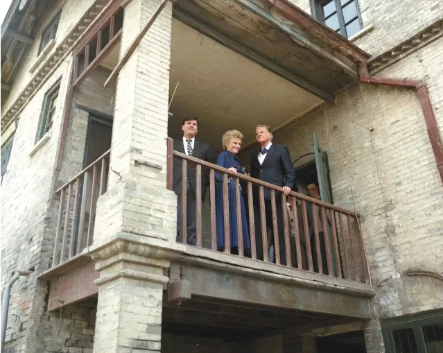 Billy Graham, Ruth Bell and Franklin Graham visited Ruth's birth place in Huaiyin, Jiangsu, 1988