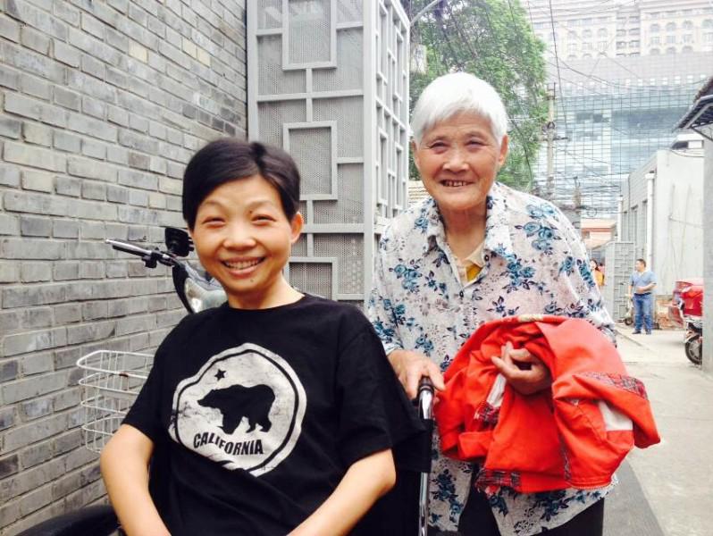 Liu Yuhua and her mother