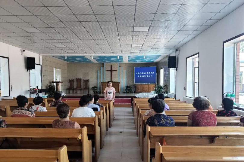Beihai Church in Huangnihe Town, Dunhua, Jilin resumed a Sunday service on July 26 after months of lockdown due to COVID-19.