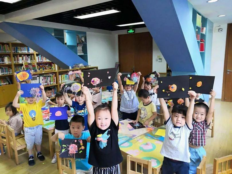 The National Council of YWCA posted a picture of young children who drew paintings on September 3, 2020.