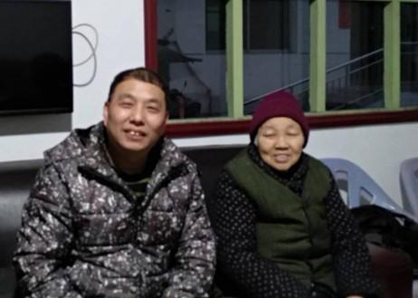 Elder Zheng Fengyin and the author Zhang Xiaohua