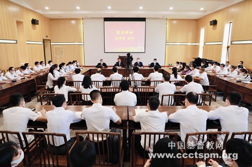 On the morning of October 14, 2020, Fujian Theological Seminary held a ceremony to resume classes in Fuzhou, China's southeastern-coastal Fujian.