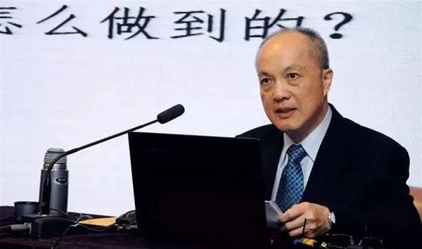 Su Jing, a scholar who has handcopied 4.5-million-word achives of the late western missionaries to China