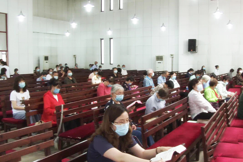 Yanjiao Church in Sanhe, Hebei Province held an in-person Sunday service under COVID-19 prevention and control measures on June 27, 2021.