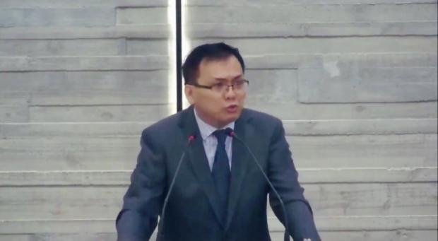 Dr. Leonard Sidharta gave an online lecture with the theme of “Teach You How to ‘Eat’ the Bible” on September 23, 2021.