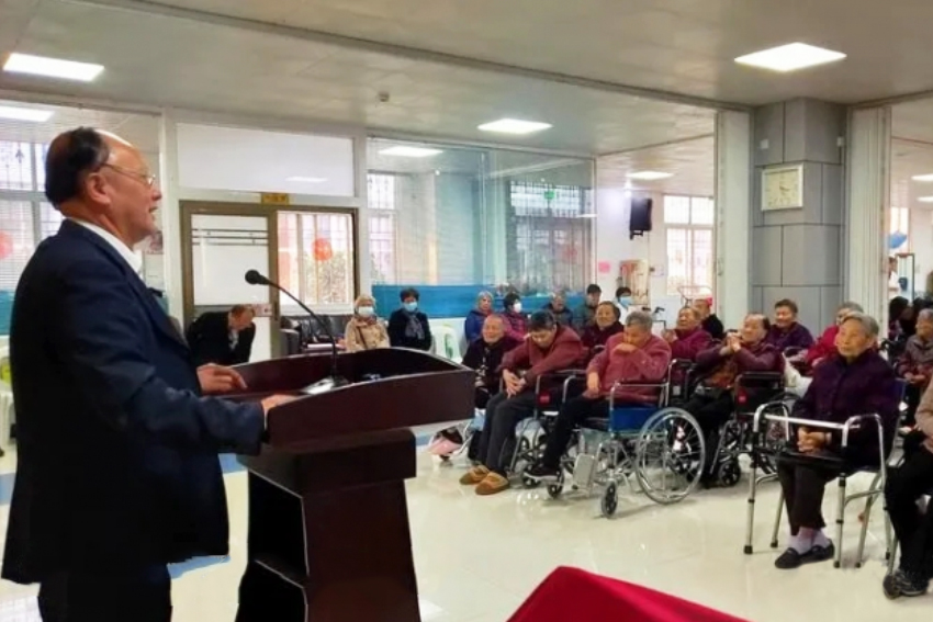 Mashan Nursing Home in Mashan Village, Fuqing City, was visited by directors of the senior fellowship of Fuhua Church in Fujian, on December 8, 2021.