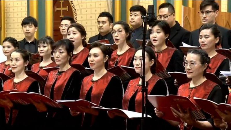 The Glory Choir sang a hymn in a Catholic concert called “Chinese Church Music Since the Tang Dynasty” held in the Church of the Savior in Beijing on October 16, 2021.