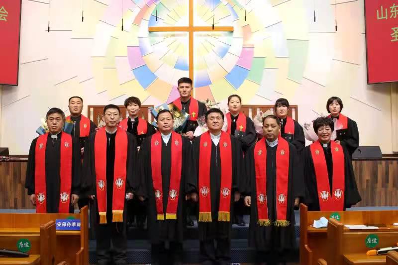 Newly ordained clergy were pictured in Holy Grace Church in Dongying City, Shandong, on January 15-16, 2022.